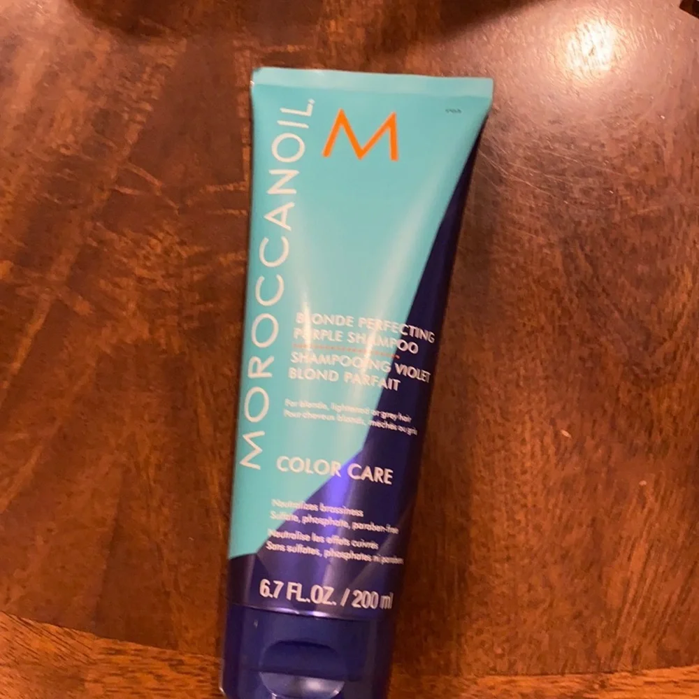 Moroccanoil Purple Blonde Shampoo 6.7 oz